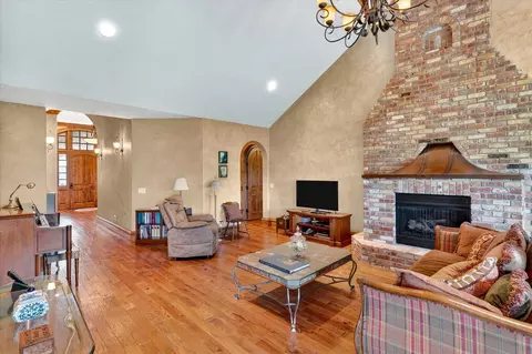 Living - 1369 E Anthony St, Springfield, MO 65804 photo 3 of 4
