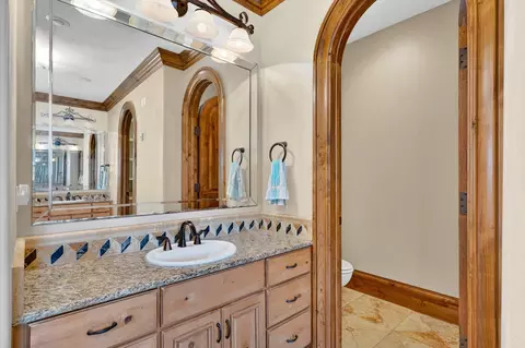 Bath - 1369 E Anthony St, Springfield, MO 65804 photo 1 of 5