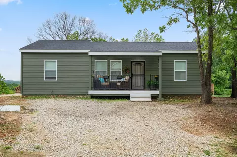 128 Thundering Pines Ln, Reeds Spring, MO 65737