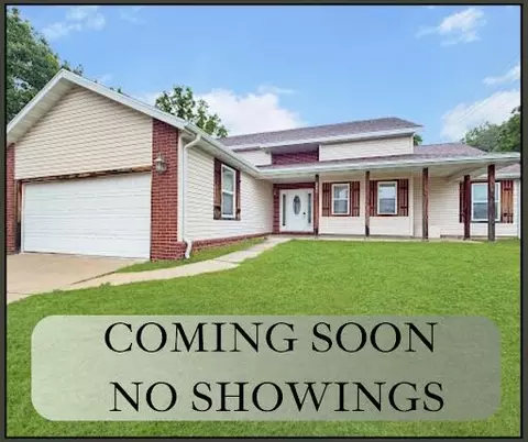 261 Pine St, Branson, MO 65616