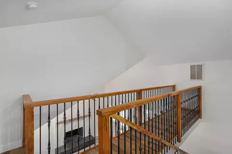 Entry Way - 2021 E Lark St, Springfield, MO 65804 photo 2 of 4
