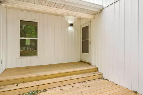 Exterior - 2021 E Lark St, Springfield, MO 65804 photo 2 of 7