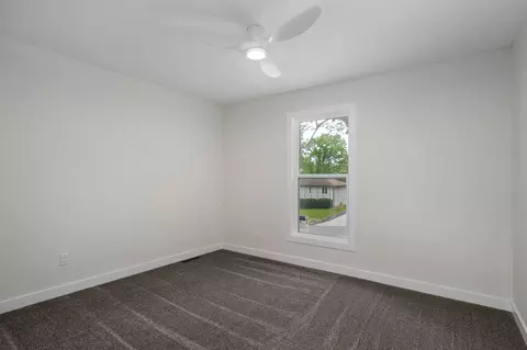 Bedroom - 2021 E Lark St, Springfield, MO 65804 photo 2 of 4