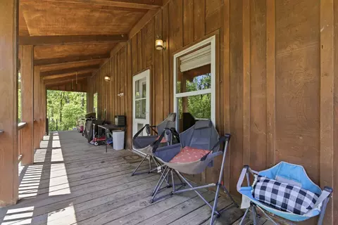 Exterior - 9004 Timber Dr, Mountain Grove, MO 65711 photo 6 of 9