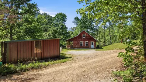 Exterior - 9004 Timber Dr, Mountain Grove, MO 65711 photo 8 of 9