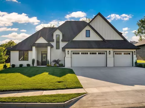 261 S Mumford Ct, Springfield, MO 65802