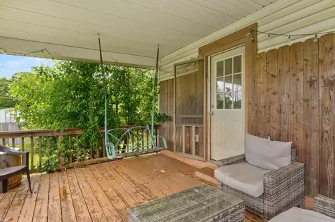 Exterior - 806 E Southridge St, Nixa, MO 65714 photo 4 of 11