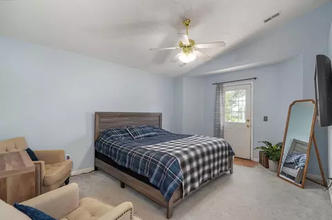 Bedroom - 806 E Southridge St, Nixa, MO 65714 photo 3 of 4