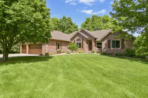 7637 W Carl Ave, Springfield, MO 65802