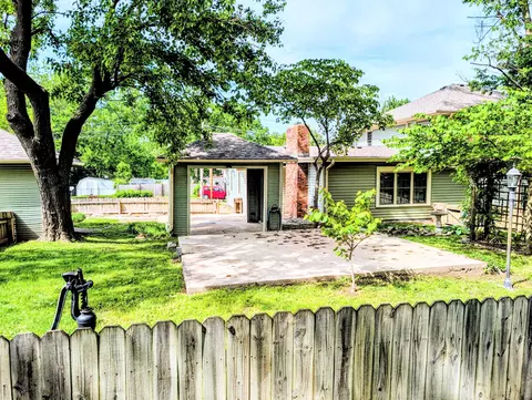 Exterior - 431 N Clay St, Marshfield, MO 65706 photo 6 of 10