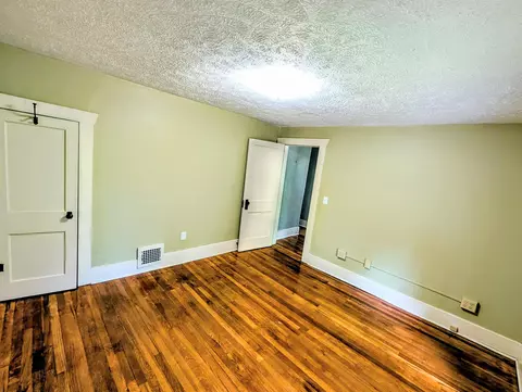 Bedroom - 431 N Clay St, Marshfield, MO 65706 photo 3 of 7