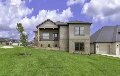 Exterior - 702 S Thornridge Dr, Springfield, MO 65809 photo 3 of 8