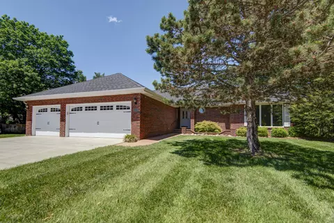 3423 W Morningside Ct, Springfield, MO 65807