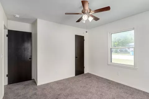 Bedroom - 2316 W Page St, Springfield, MO 65802 photo 3 of 4