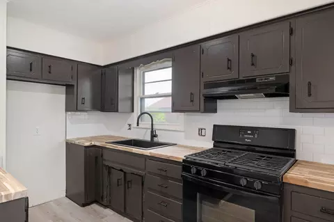Kitchen - 2316 W Page St, Springfield, MO 65802 photo 1 of 3
