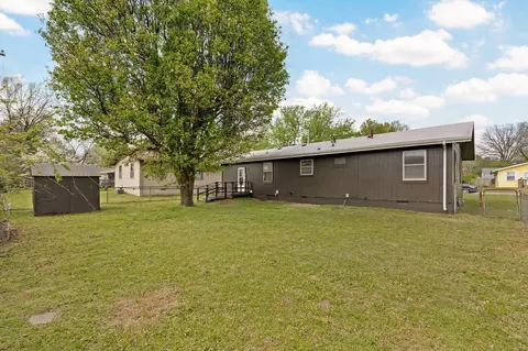 Exterior - 2316 W Page St, Springfield, MO 65802 photo 2 of 2