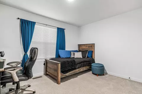 Bedroom - 1142 S Broadview Ave, Springfield, MO 65802 photo 2 of 5