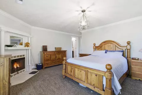 Bedroom - 243 E 508th Rd, Aldrich, MO 65601 photo 4 of 4