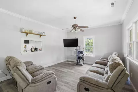 Living - 243 E 508th Rd, Aldrich, MO 65601 photo 1 of 2