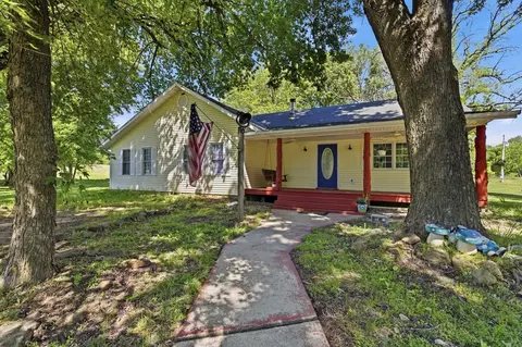 243 E 508th Rd, Aldrich, MO 65601
