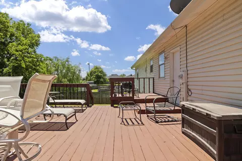 Exterior - 5834 S Iris Ln, Battlefield, MO 65619 photo 3 of 8