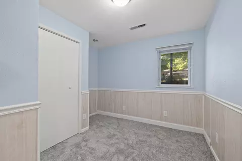 Bedroom - 5834 S Iris Ln, Battlefield, MO 65619 photo 4 of 5