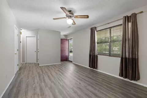 Living - 5834 S Iris Ln, Battlefield, MO 65619 photo 1 of 3