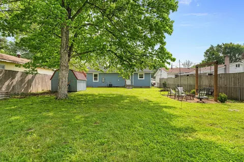 Exterior - 819 N Brown Ave, Springfield, MO 65802 photo 7 of 8