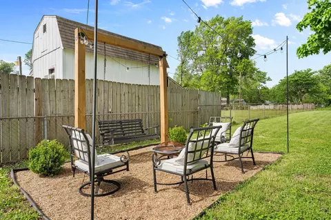 Exterior - 819 N Brown Ave, Springfield, MO 65802 photo 6 of 8