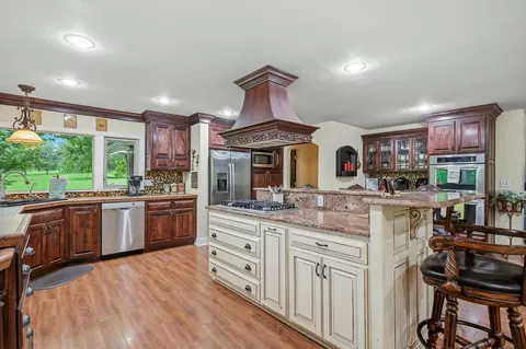 Kitchen - 1111 E Wilder Ct, Nixa, MO 65714 photo 4 of 6