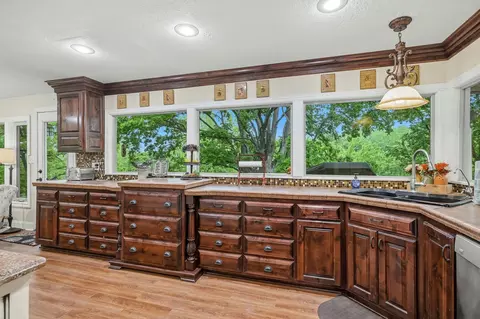 Kitchen - 1111 E Wilder Ct, Nixa, MO 65714 photo 3 of 6