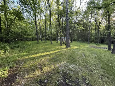 000 N Lake Ln, Nixa, MO 65714