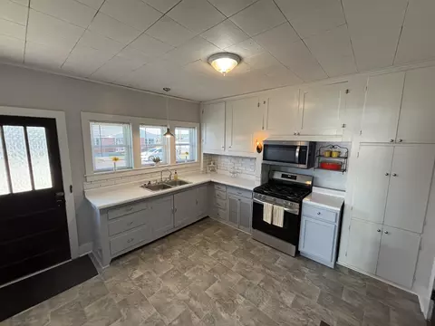 Kitchen - 710 Main St, Osceola, MO 64776 photo 2 of 5
