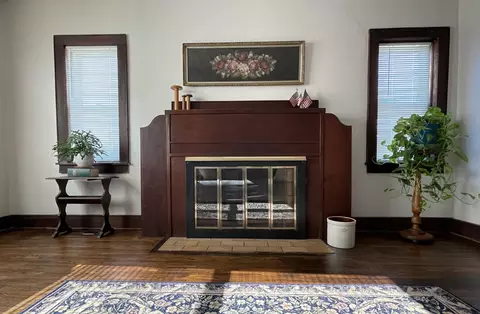 Living - 710 Main St, Osceola, MO 64776 photo 3 of 4
