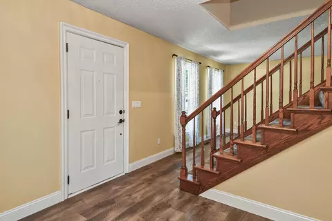 Entry Way - 3162 W Tracy Ct, Springfield, MO 65807 photo 1 of 1