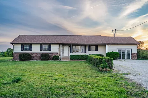 11305 State Route Jj, West Plains, MO 65775