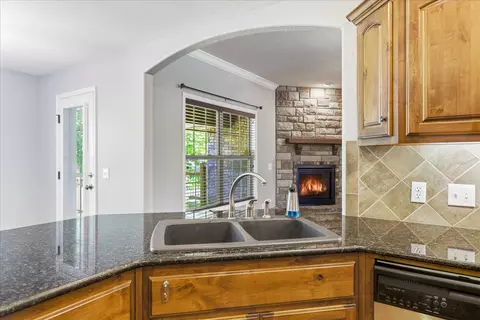 Kitchen - 3277 W Cardinal St, Springfield, MO 65810 photo 3 of 3