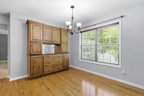 Dining - 3277 W Cardinal St, Springfield, MO 65810 photo 1 of 1