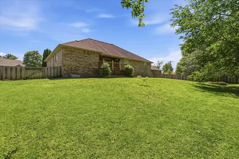 Exterior - 3277 W Cardinal St, Springfield, MO 65810 photo 8 of 8