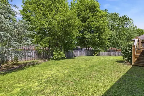 Exterior - 3277 W Cardinal St, Springfield, MO 65810 photo 5 of 8