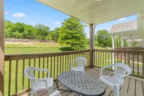 Exterior - 580 Abby Ln #6, Branson, MO 65616 photo 3 of 4