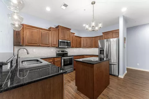 Kitchen - 137 Rue De Villas Cir, Branson, MO 65616 photo 1 of 3