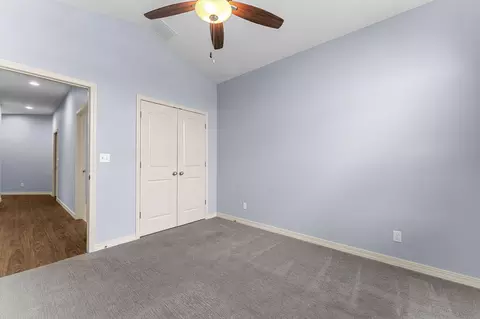 Bedroom - 137 Rue De Villas Cir, Branson, MO 65616 photo 2 of 4