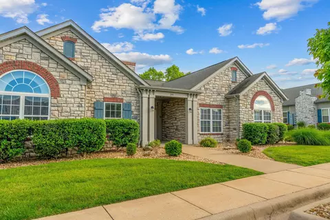 Exterior - 137 Rue De Villas Cir, Branson, MO 65616 photo 4 of 4
