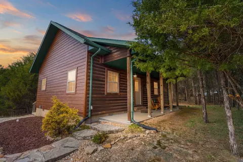 287 N Rosewood St, Shell Knob, MO 65747