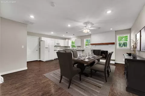 Dining - 1261 E Gretna St, Springfield, MO 65804 photo 1 of 1