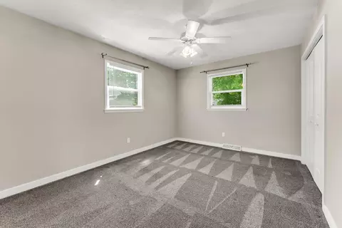 Bedroom - 1261 E Gretna St, Springfield, MO 65804 photo 6 of 6