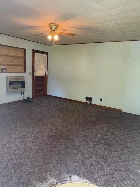 Living - 226 Sharp St, Mountain View, MO 65548 photo 1 of 2