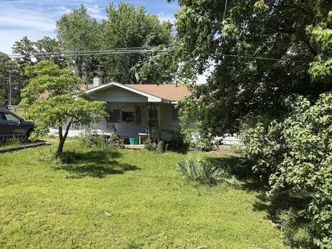 226 Sharp St, Mountain View, MO 65548
