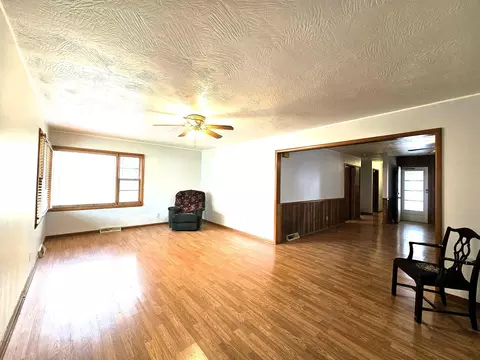 Living - 2229 N Kellett Ave, Springfield, MO 65803 photo 2 of 8